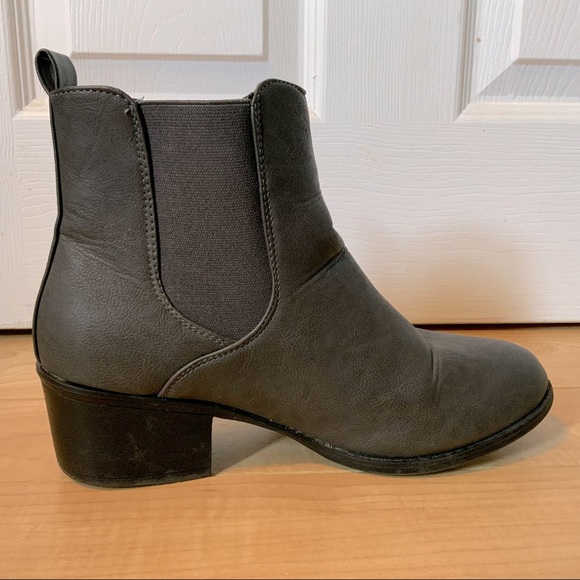 Grey Chelsea Boots - Picture 3 of 14